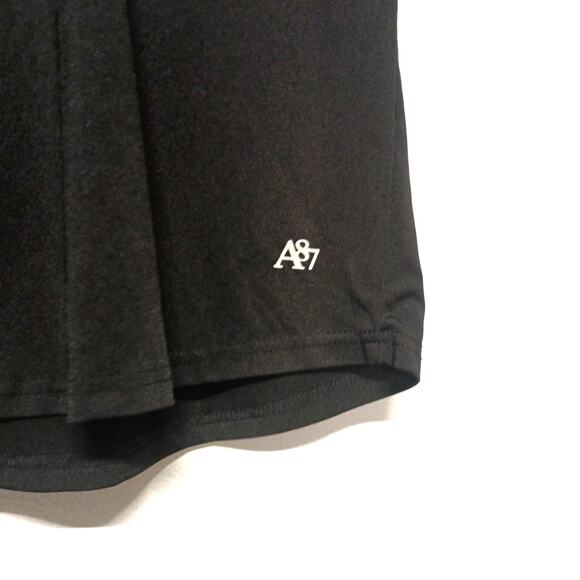 Aeropostale Performance T-Shirt-Size M, Black-Comfortable & Moisture-Wicking - Picture 3 of 5